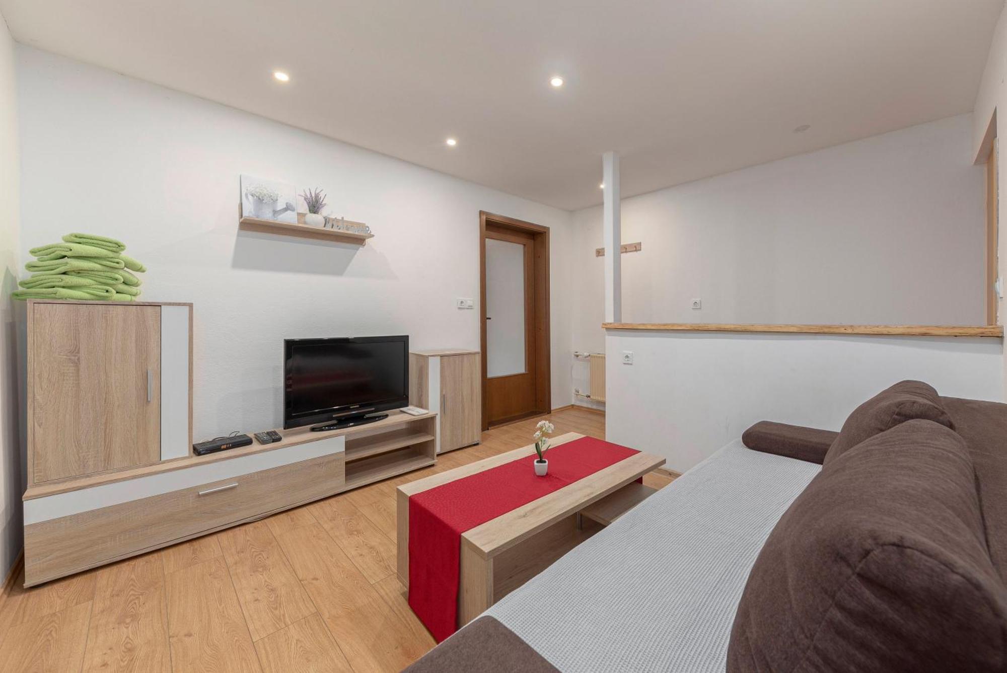 Apartmaji Hodak Бохинь Экстерьер фото
