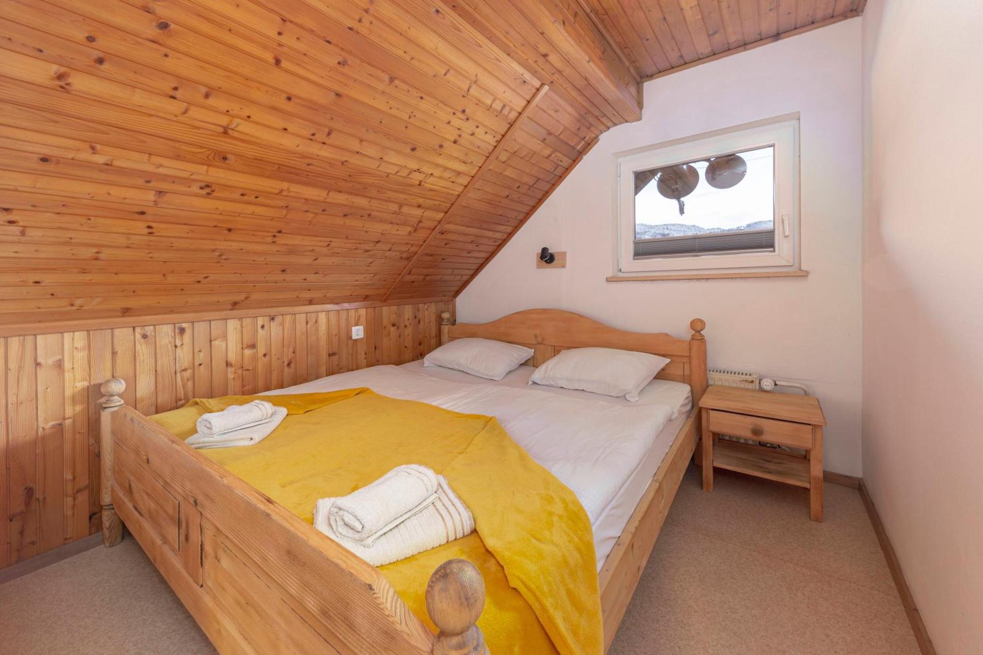 Apartmaji Hodak Бохинь Экстерьер фото