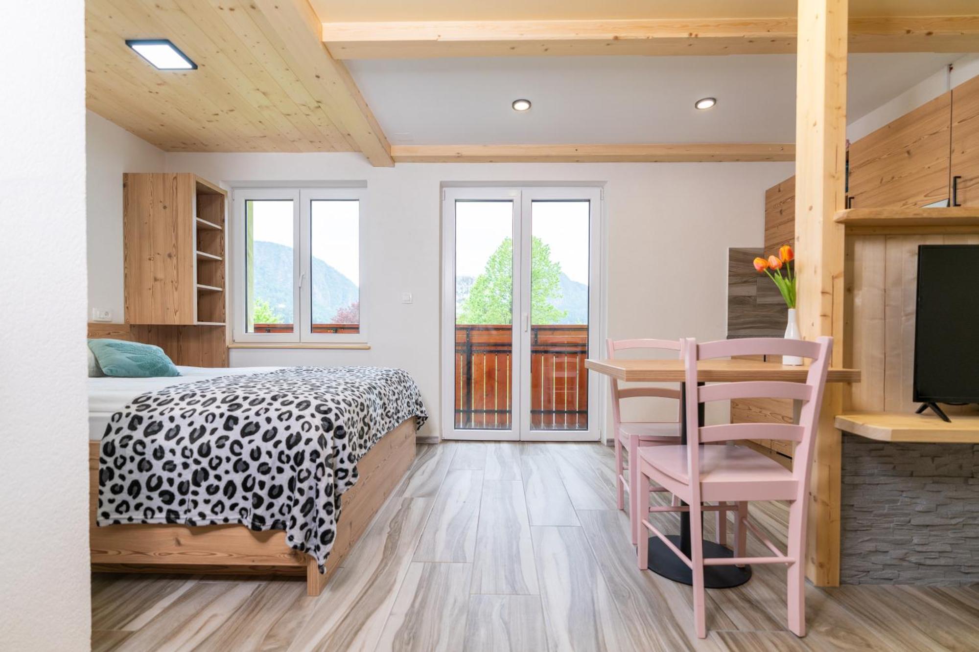 Apartmaji Hodak Бохинь Номер фото